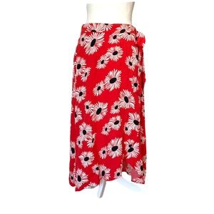 Anthropologie Conversations red Daisy Floral Print Wrap Skirt Size Small petite